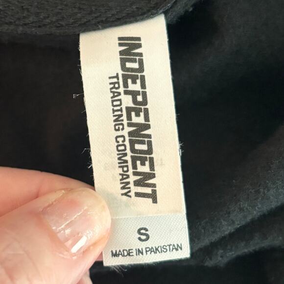 SEPULTURA 40th Anniversary Discography Hoodie Black Unisex Small Zip Sweatshirt - Picture 8 of 10